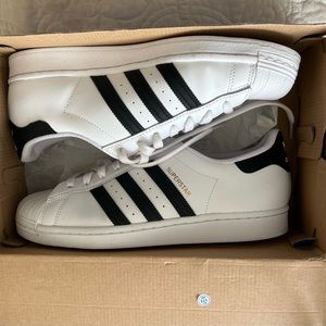 Adidas Superstar women’s 10 men’s 8.5
